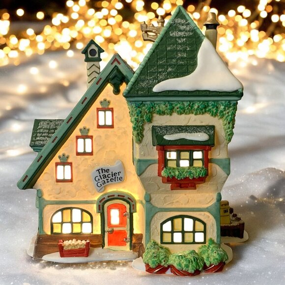Dept 56 The Glacier Gazette North Pole Village Lighted Christmas Building - 1997 - Picture 1 of 12